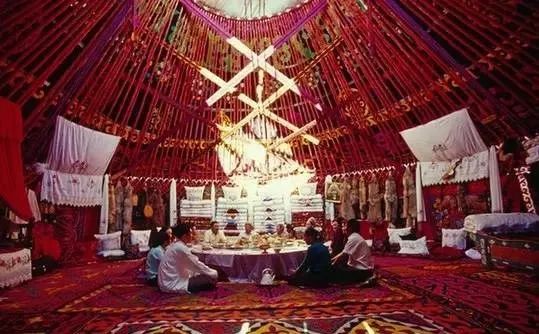 「乌孙」你为什么留在喀拉峻？