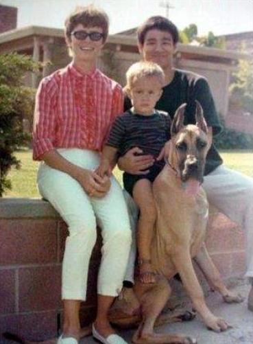 『李小龙』师傅李小龙死后，转身\霸占\师母，汤姆让我看到人性最丑恶一面