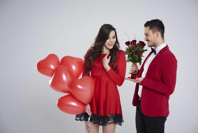 刘嘉玲■凌晨三点的张晋：完美的婚姻从来都只是蔡少芬一个人的事
