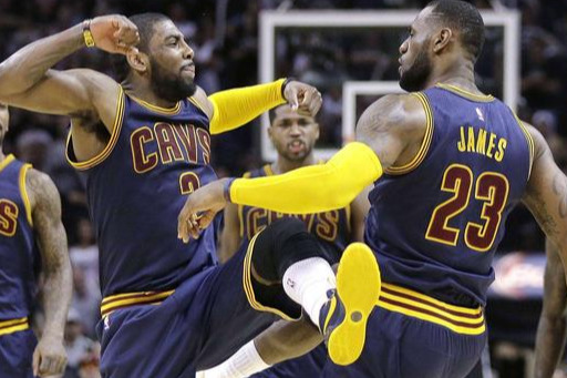 「勒布朗·詹姆斯」没有3巨头就不会打球？别闹了，詹皇从未组过真正的“3巨头”