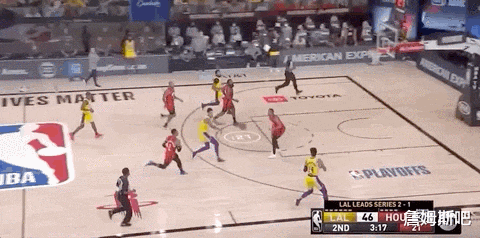 湖人队|湖人大比分3-1领先火箭，弃用中锋却派上奇兵，卡鲁索和詹姆斯一同杀死比赛