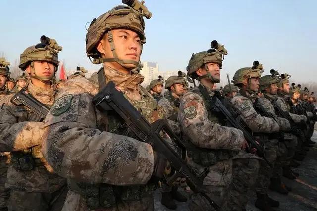 「ai」迎来新服饰！星空迷彩进入陆海空三军，最先进军服伪装效果拔群