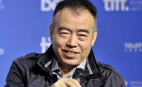 陈凯歌▲陈凯歌为拍一部戏, 花费12亿建了一座城, 如今门票一年收入10亿