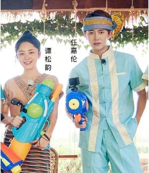 何炅@何炅坦言再也不邀请任嘉伦来向往的生活了,得知理由全场笑翻