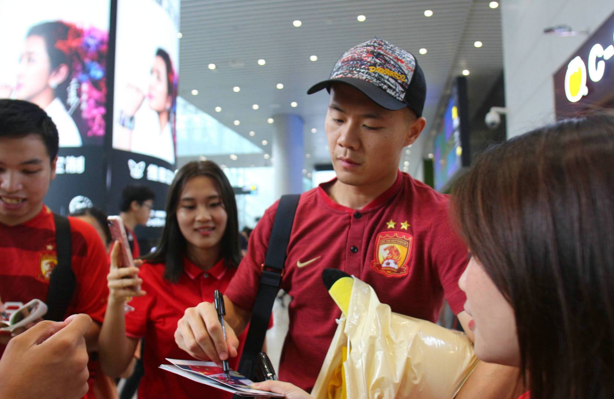 隐秘而伟大|足协不该实施限薪令，国足球员拿几百上千万年薪，是应该的！