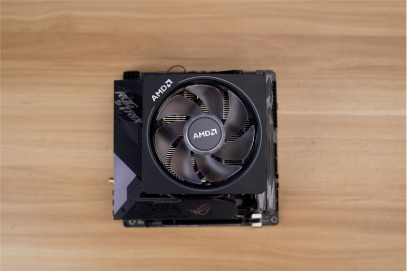 谷歌地图|拒绝素颜,熊猫配色ITX电脑装机纪实