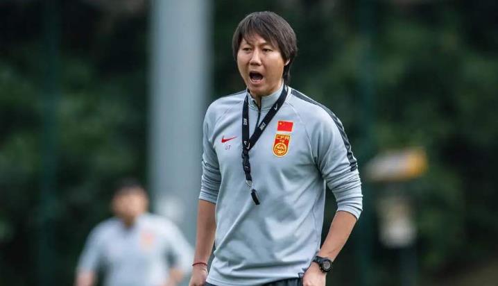 国足:李铁太幸运了!亚足联宣布重大决定,国足冲击世界杯有望梦想成真