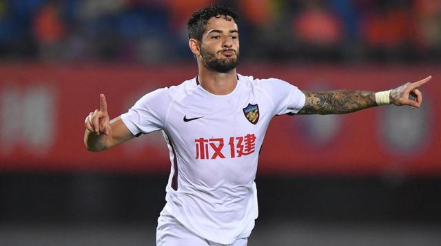 『广州富力』令人惋惜！巴西近十年陨落的天才球星，原本卡卡可以拿到球王！