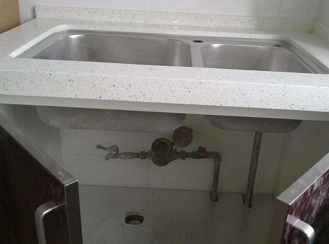 |厨房水槽设置有讲究，想要使用顺心，装修万万不可忽视