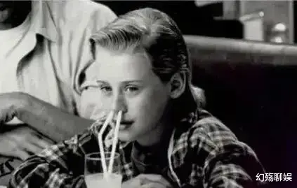 麦考利|《小鬼当家》男主高开走低，酗酒、离婚无戏可接，模样大变难辨认