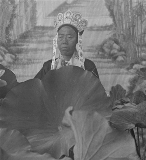 慈禧太后|大太监李莲英真实相貌:满脸脓包,面露阴险,最终被刺杀身首异