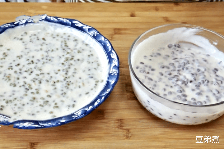 #雪糕#夏天了，雪糕别再出去买了，教你在家做，冰凉解暑，奶香味特浓郁