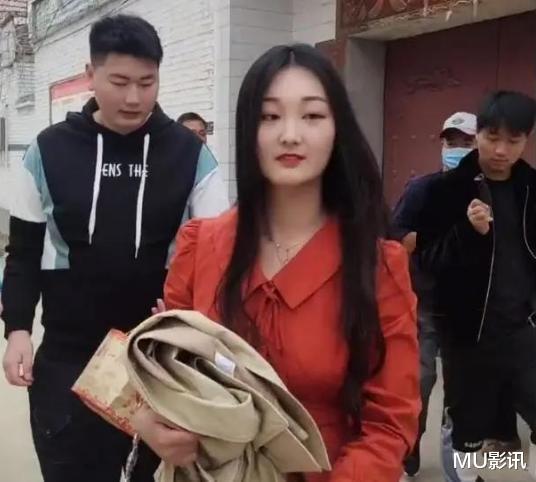 朱之文|大衣哥儿媳辞去中医院工作，进军直播网红界成定局