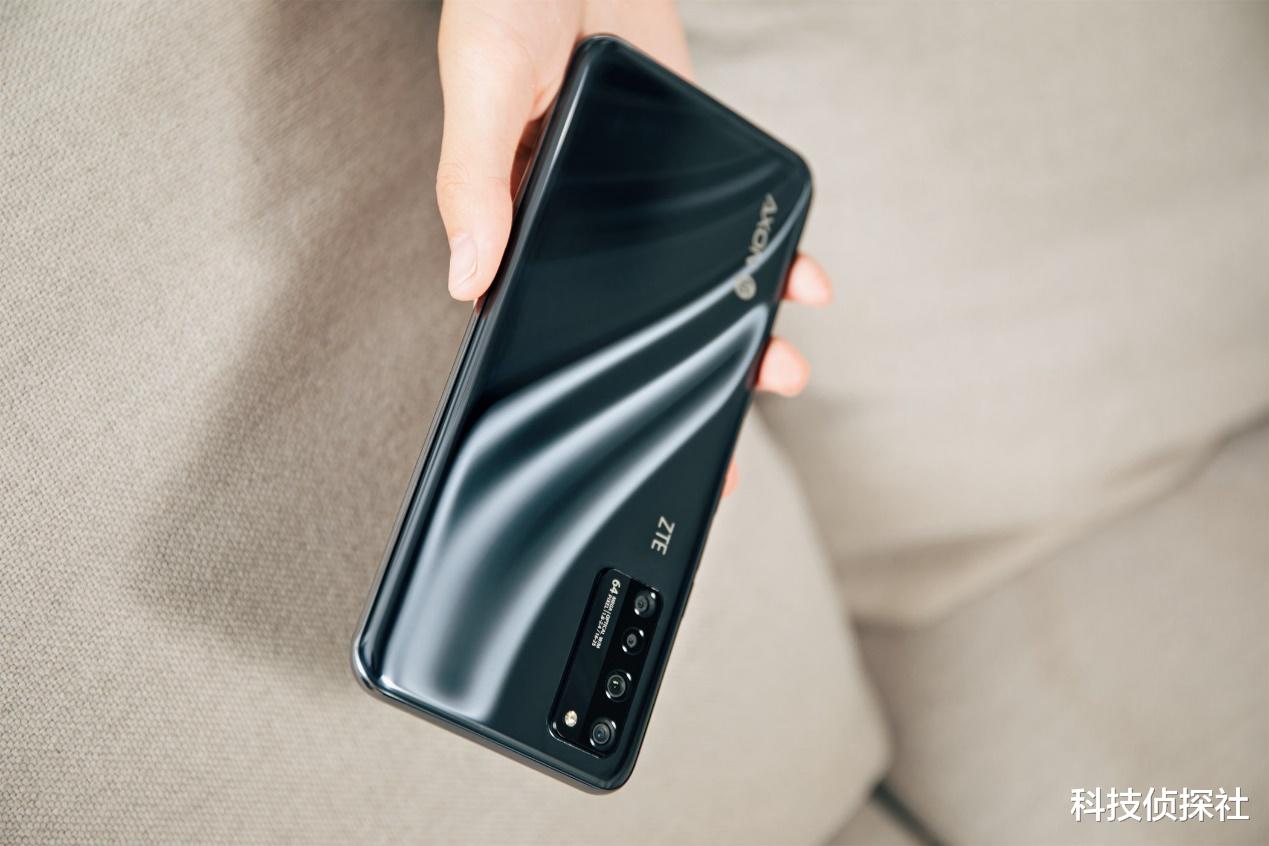 中兴|一眼入迷，中兴A20证明手机不该有刘海