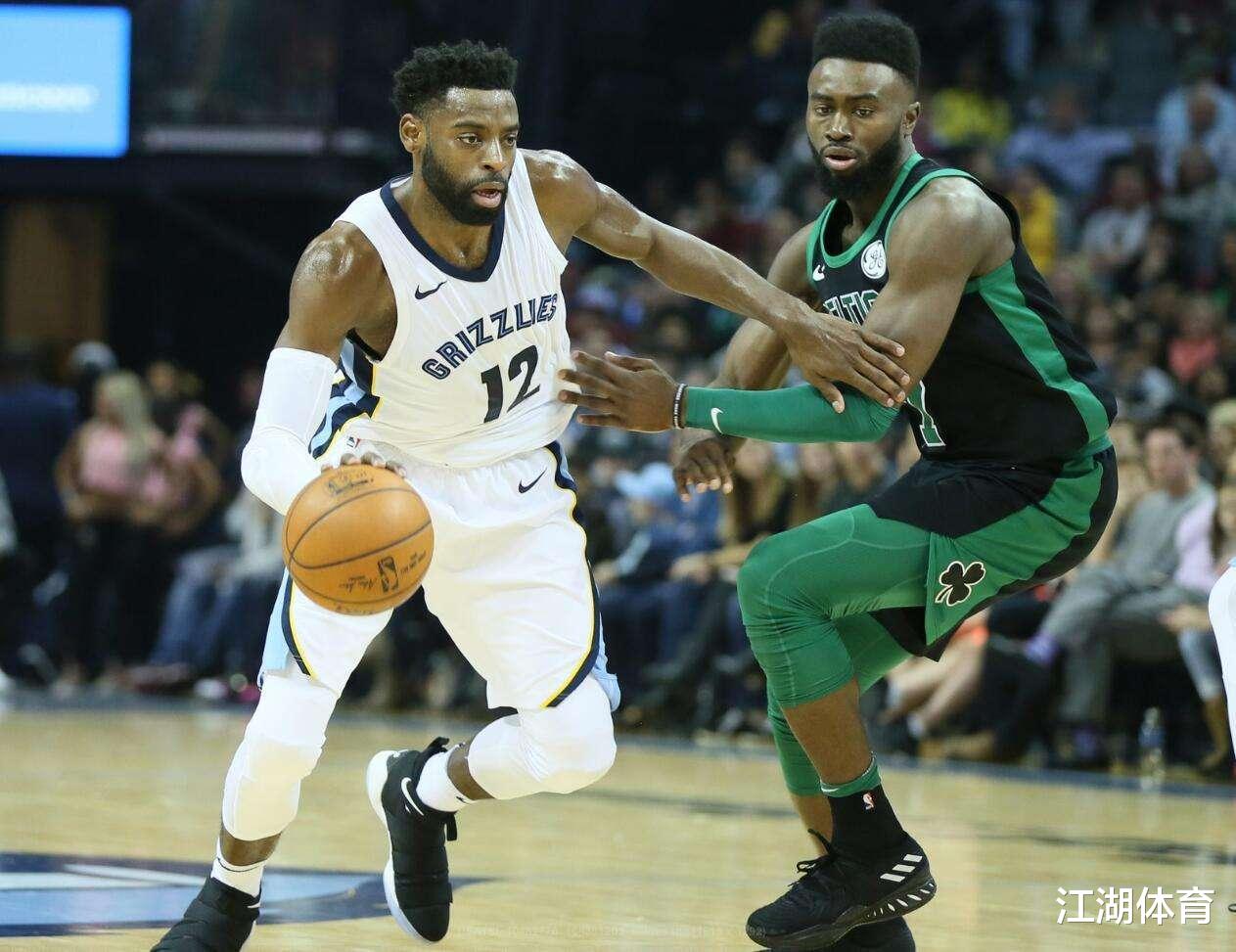 「泰瑞克·埃文斯」?NBA第一刷子！才21岁，就成历史第4人，整个城市都在陪他演戏