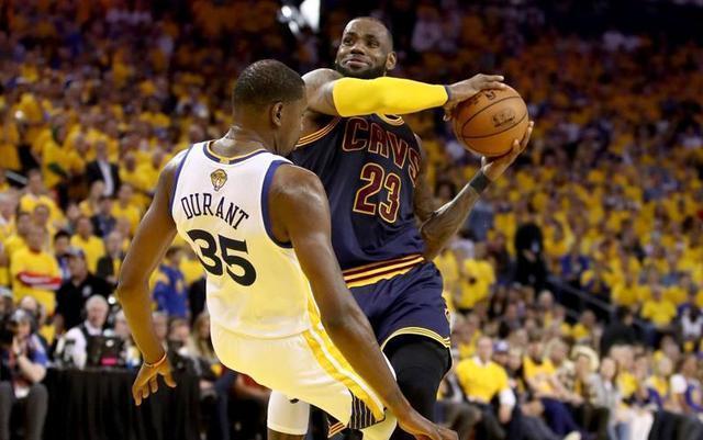 科比·布莱恩特|总决赛拿40分难度有多大?科比1次,乔丹6次,唯独他10次