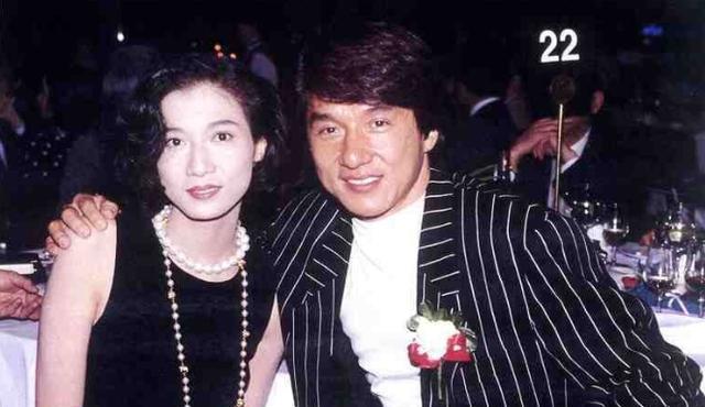 #陈都灵#成龙刻骨铭心的初恋:若娶她,我愿短命十年,都是我害了她