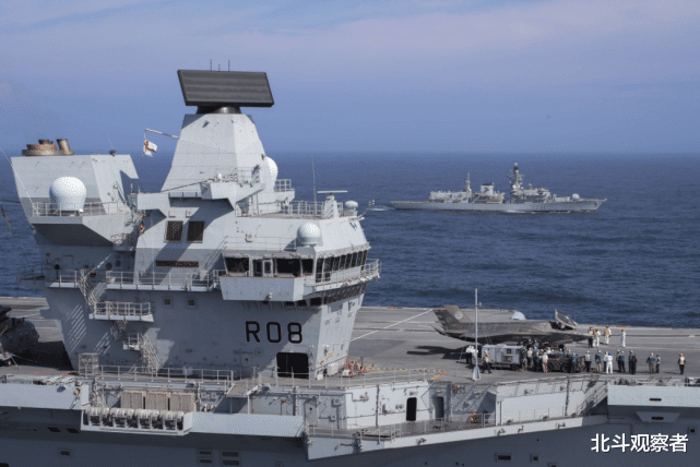 |宁可将航母拆成废铁，也不远不卖给中国，现有事求助惨遭拒接