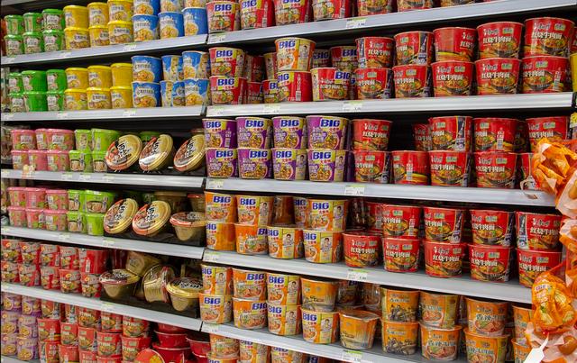 泡面|淘宝上几乎“零差评”的网红方便面，网友：好吃不贵，味道吊打康师傅