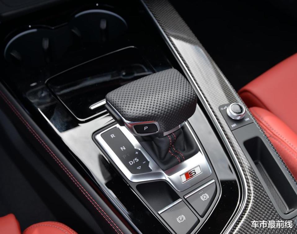 奥迪S4|最具性价比的奥迪车，六缸配满血四驱，比竞品便宜20万，男人必买