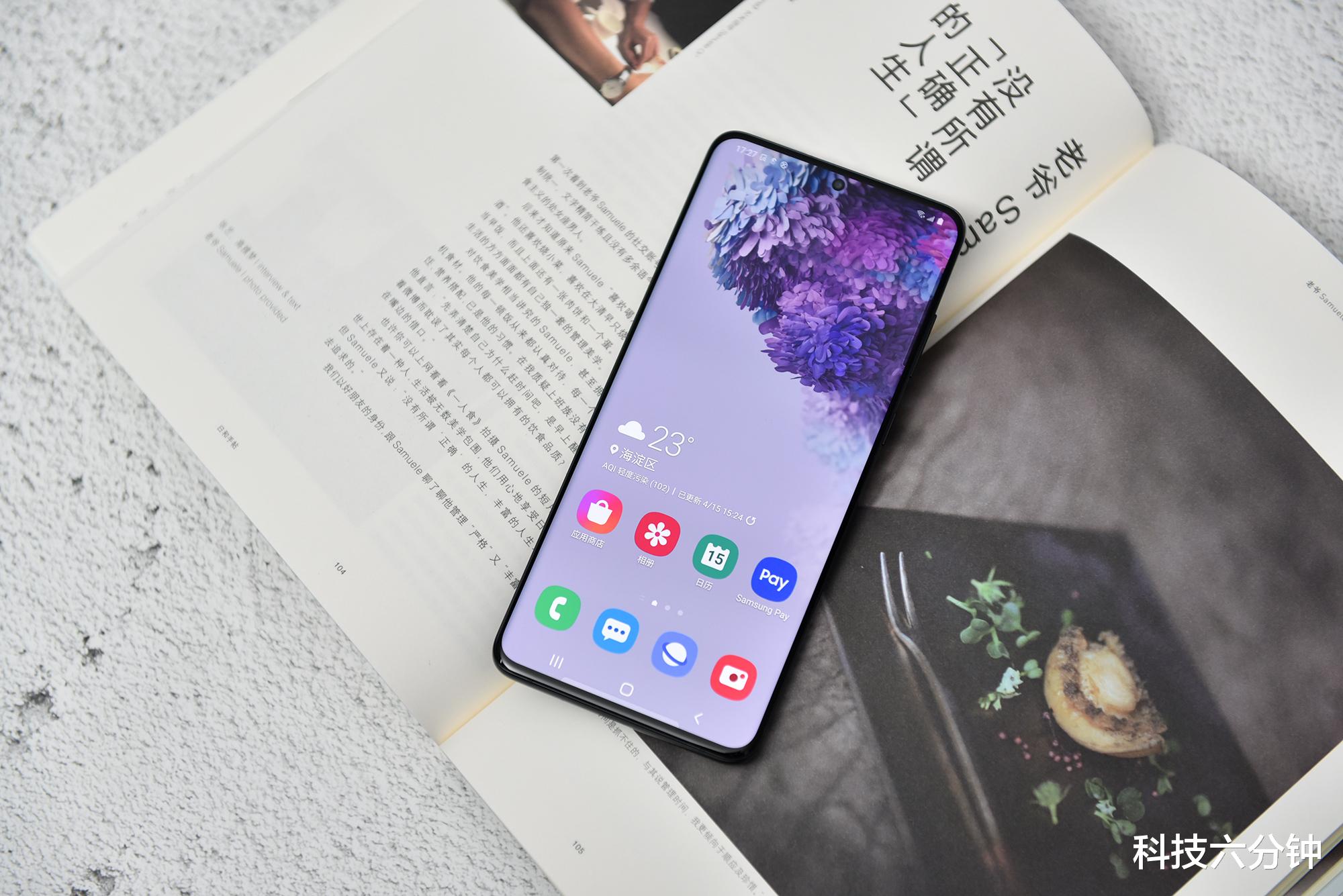 手机壁纸|发布6个月跳水2801元，骁龙865+128GB，网友：5G手机贬值太快了