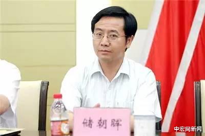 『苟晶』苟晶再发文!专家解读农家女为何总被顶替:都经过设计