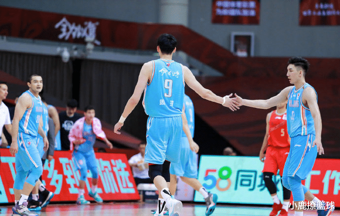 【新疆男篮】新疆男篮重磅签约完成！新外援正式加盟，阿的江剑指总冠军