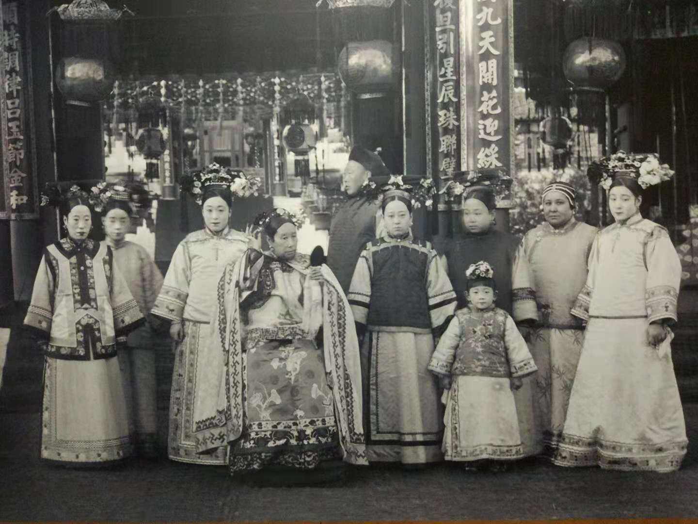 慈禧太后|被误解的公主！清朝公主颜值起底，看完清朝合影瞬间清醒！