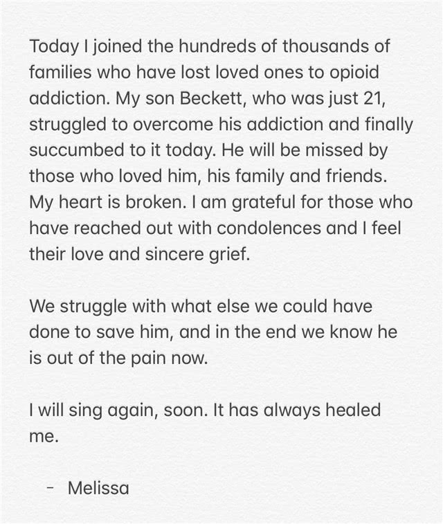 格莱美奖▲21岁儿子吸毒过量身亡,格莱美女歌手悲痛发文宣布暂别乐坛