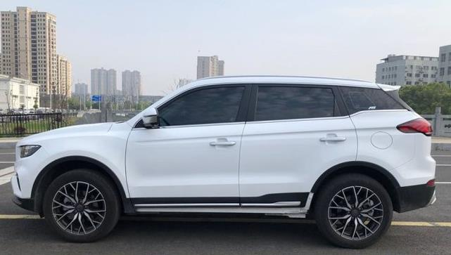 【吉利博越】国货再出爆款，30天卖出150963辆，跌至7.58万，比H6还要舒适