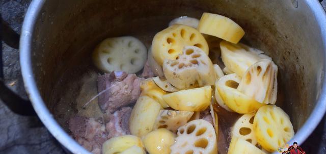 海瓜子|莲藕是钟南山院士推荐的“超级健康食材”,你们平时都是怎么吃的