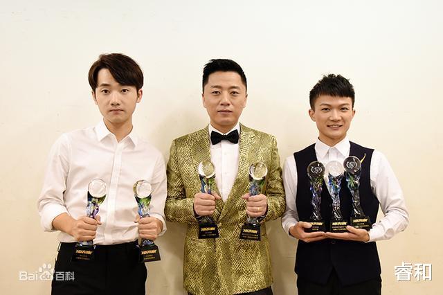 周深|曾是《好声音》冠军的他，却到了要被周深带着上综艺节目