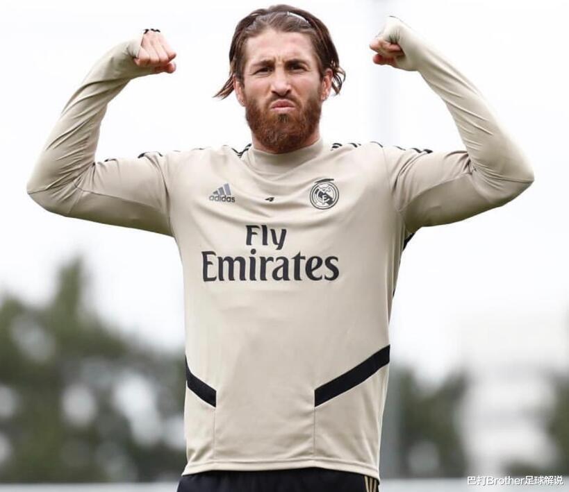 『梅西』皇马开启复训!拉莫斯伊斯科魔笛男人味十足,齐达内谨慎全副武装