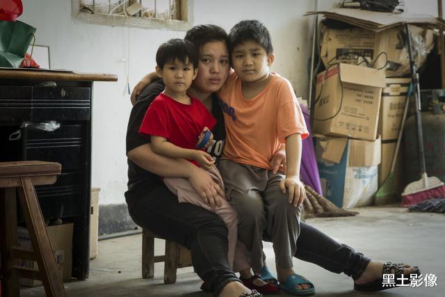 黑土影像|兄妹同患重症9岁哥哥弃疗，哭诉：如果我死了，把妹妹照片烧给我