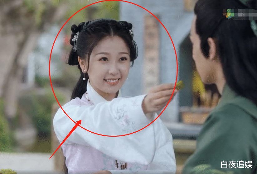 预告片|虞书欣新剧出预告，跟女主站一起时的画面，确定只是个配角？