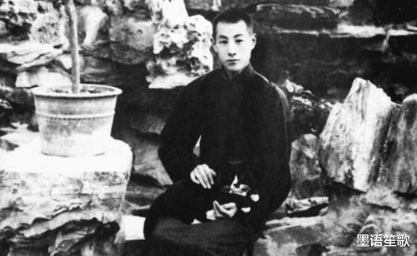 绿松石|他捐了半个故宫，价值超100亿，晚年想住单间，却被告知级别不够