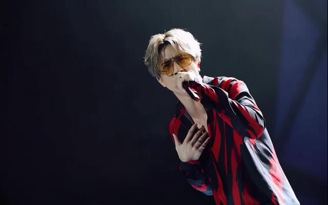 娱乐圈|李克勤叹近期零收入，周深狂接综艺，歌手只能依靠综艺“续命”？