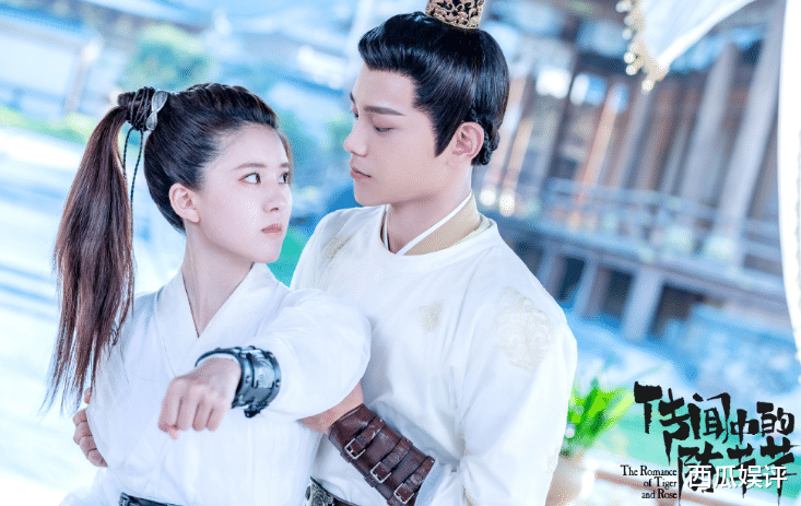 「古装剧」又一古装剧“翻身”走红啦！播出10集终于火了，播放也破9千万！