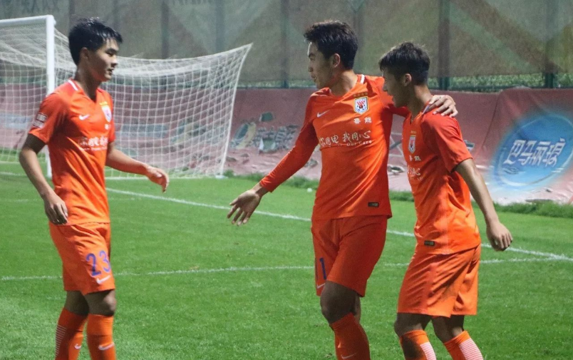 【山东鲁能】他在天海效力时只出场两次，却能征服鲁能，如今成球队力捧的新星