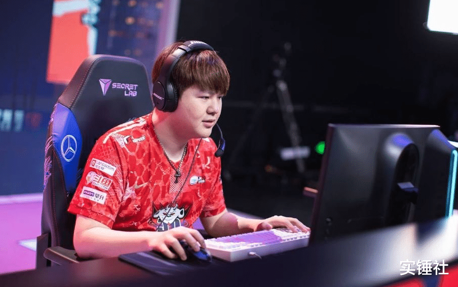 jdg战队|痛失四强JDG上单不甘想重赛！微博发文直冲热搜，万千观众泪目心疼