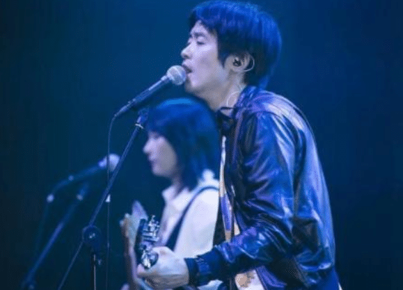 李诞|他拉黑李诞，拒绝徐峥等半个娱乐圈，把自己活成了圈内的“奇葩”