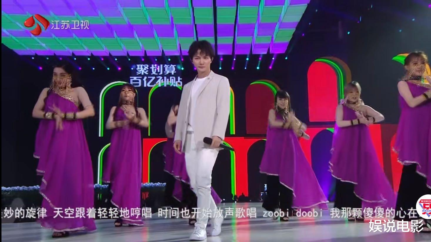 #王菲#周深真是宝藏男孩,多国语言演唱歌曲,各种歌曲驾驭能力没谁了