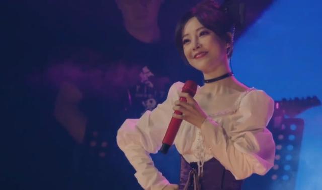 冯提莫|冯提莫最新单曲，上榜音乐周刊，网友：这MV也太感人了吧