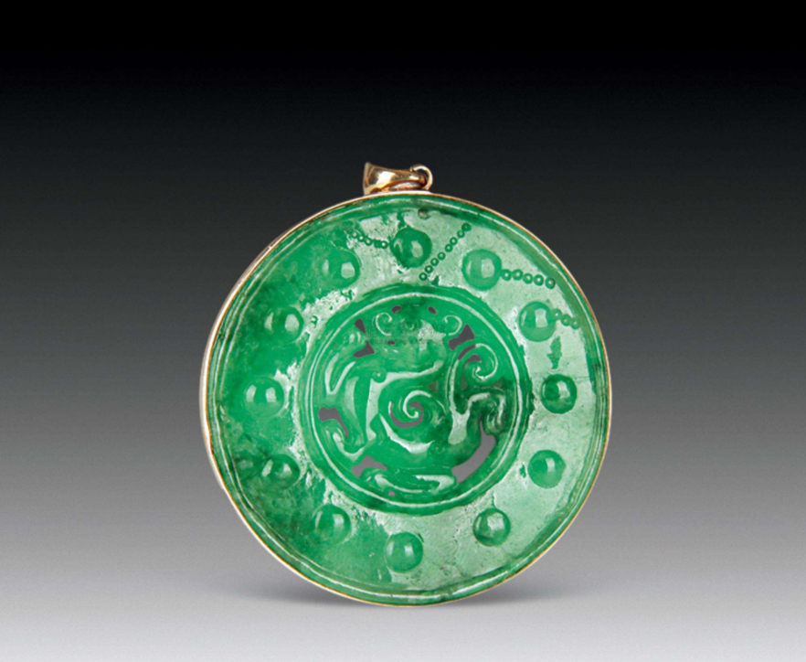 「玉雕」帝王绿的来历！论这奇石佩戴的好处，是否真如此神奇？