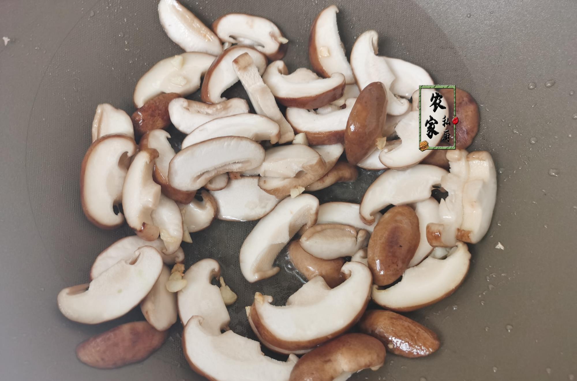 猪肉|霜降后，少吃猪肉多吃它，1斤才5块钱，人人都吃得起，比猪肉香！