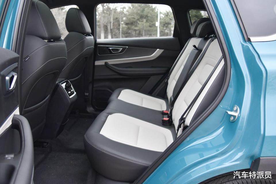 瑞虎7：东边不亮西边亮，这台国产SUV被国人低估，在国外却大获成功