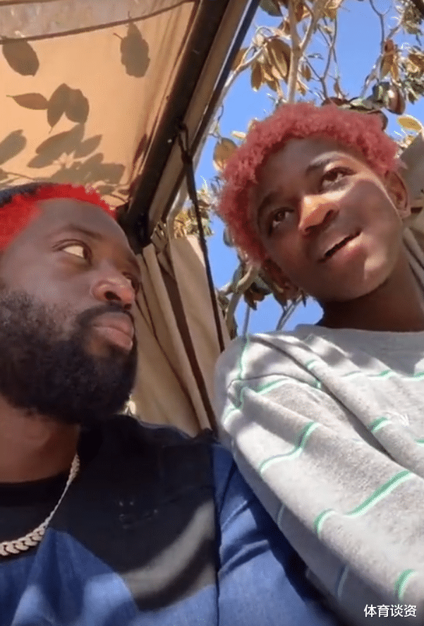 [德维恩·韦德]第二个EJ酱！韦德变性儿子新造型抢眼，粉色头发更像女生，变化明显