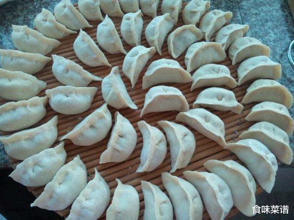 『饺子』吃饺子的三大禁忌，你知道吗？长辈最不想听，第一条很多人都犯过