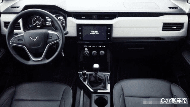 五菱宏光▲五菱之光“夜骑士”霸气！造型肌肉，浑身黑气，又是爆款气质