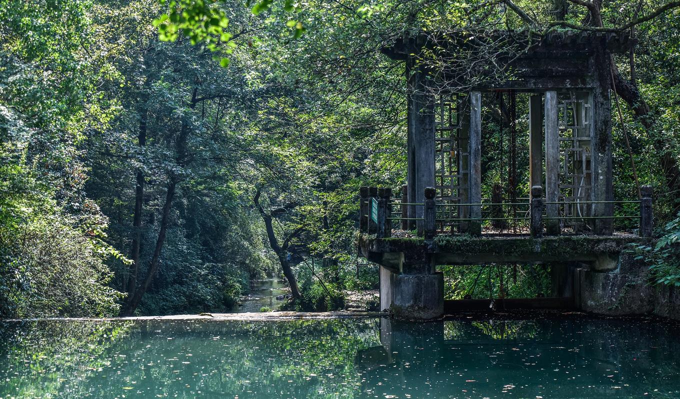 杭州|难得国庆与中秋同天，杭州堵车上了热搜，该景区游客少得让人惊讶